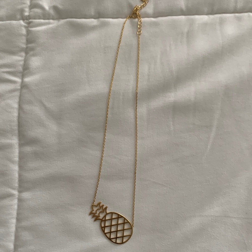 CAI pretty gold pineapple necklace